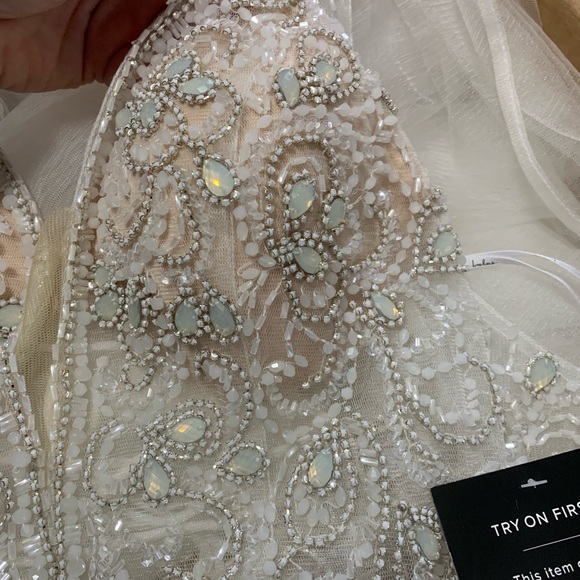 Sold!!! Nwt lulu beaded & tulle wedding dress - Picture 8 of 8